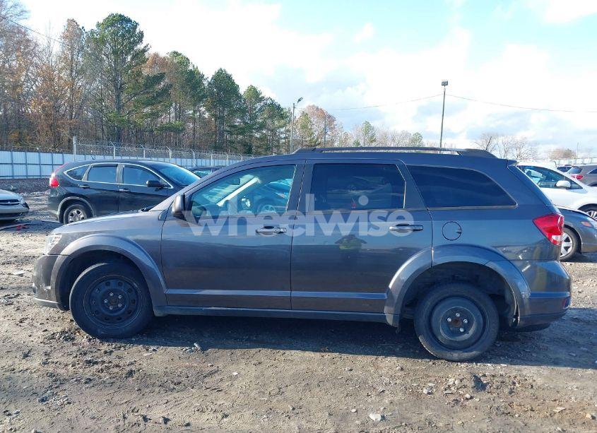 Photo 14 of 2019 Dodge Journey SE (VIN 3C4PDCBB9KT869978)