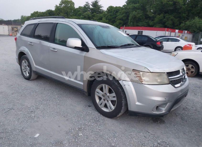 2012 Dodge Journey SXT (VIN 3C4PDCBBXCT323532) main photo