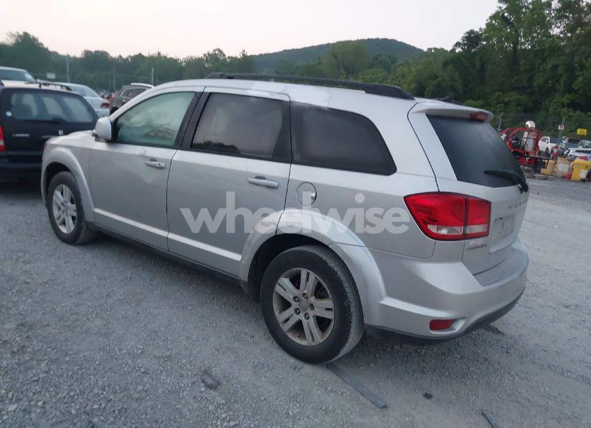 Photo 3 of 2012 Dodge Journey SXT (VIN 3C4PDCBBXCT323532)