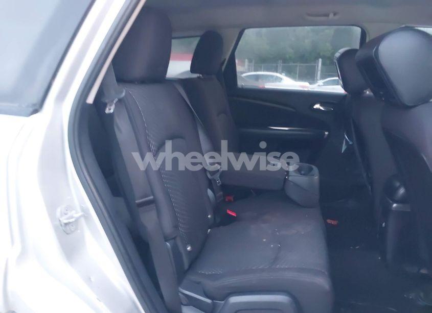 Photo 8 of 2012 Dodge Journey SXT (VIN 3C4PDCBBXCT323532)