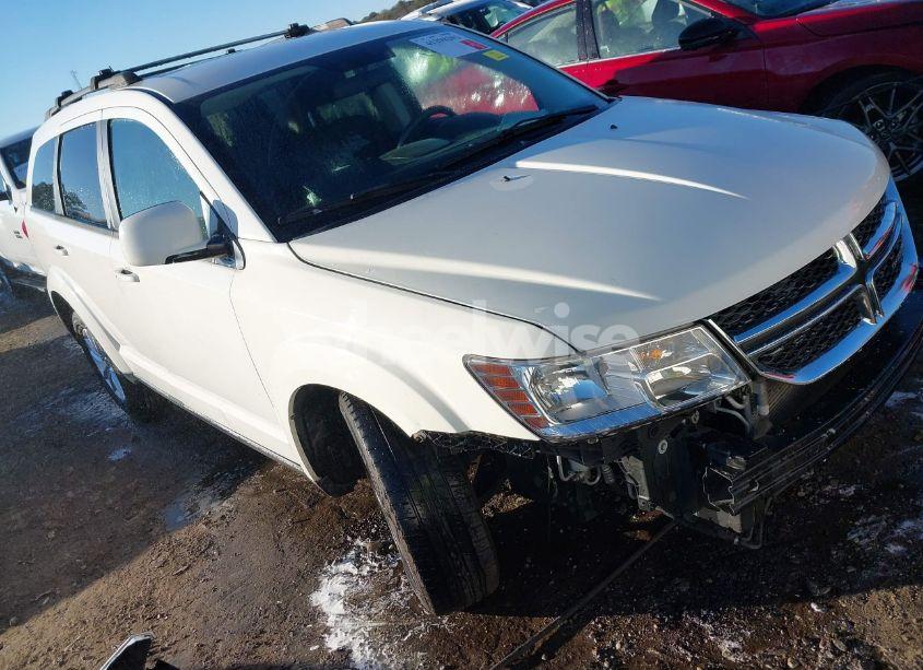 2014 Dodge Journey SXT (VIN 3C4PDCBBXET226141) main photo