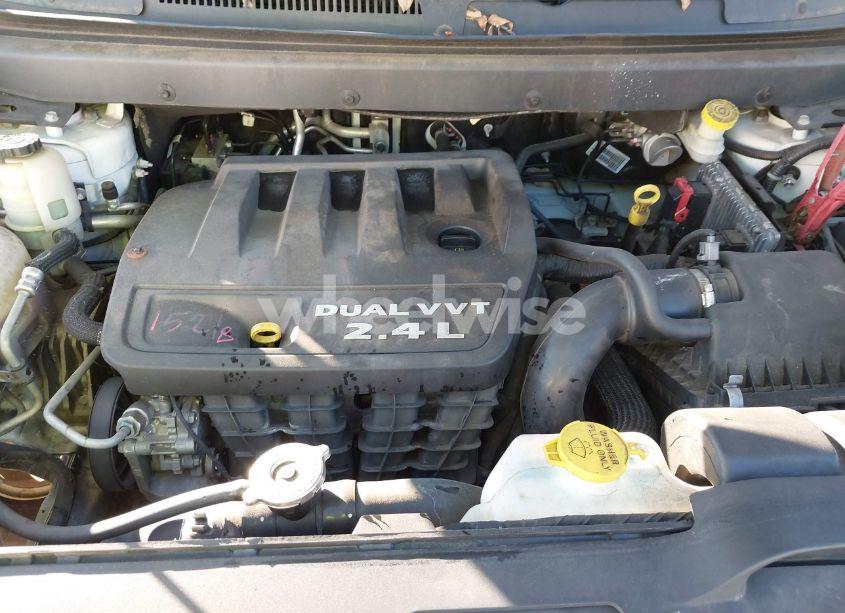 Photo 10 of 2014 Dodge Journey SXT (VIN 3C4PDCBBXET226141)