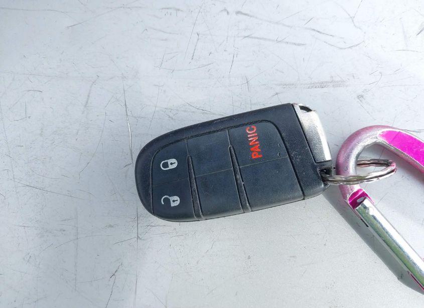 Photo 11 of 2016 Dodge Journey SXT (VIN 3C4PDCBBXGT186260)