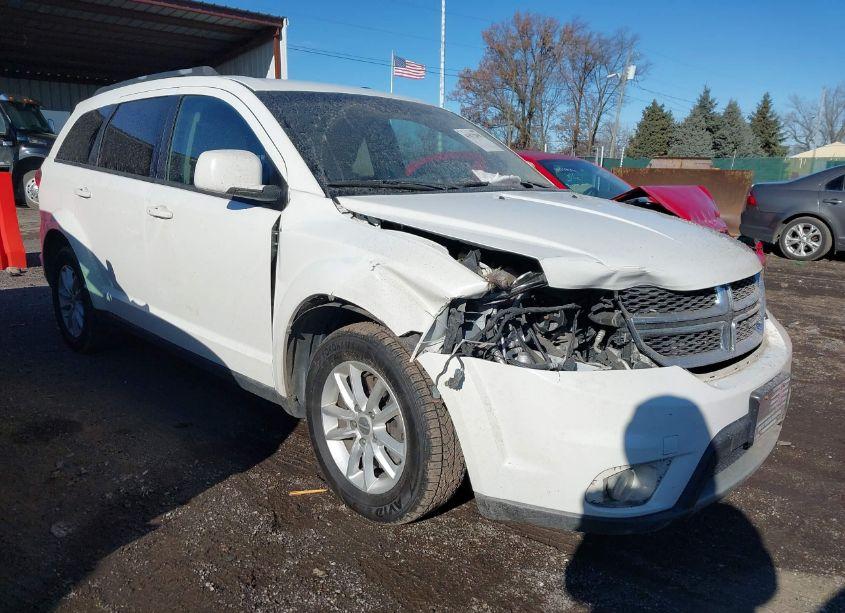 2017 Dodge Journey SXT (VIN 3C4PDCBBXHT582674) main photo
