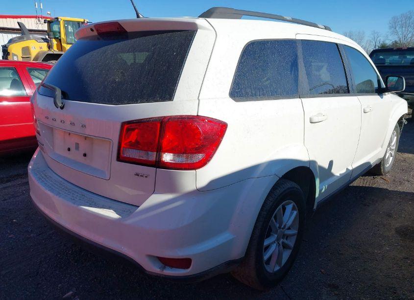 Photo 4 of 2017 Dodge Journey SXT (VIN 3C4PDCBBXHT582674)