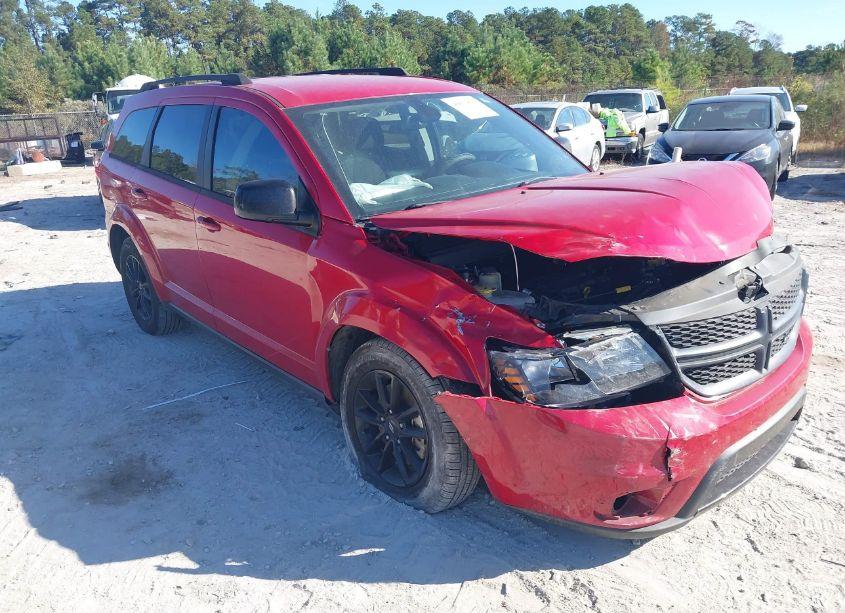 2019 Dodge Journey SE (VIN 3C4PDCBBXKT804976) main photo