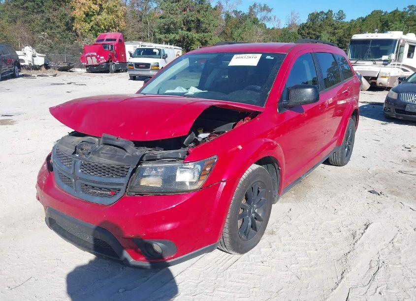 Photo 2 of 2019 Dodge Journey SE (VIN 3C4PDCBBXKT804976)