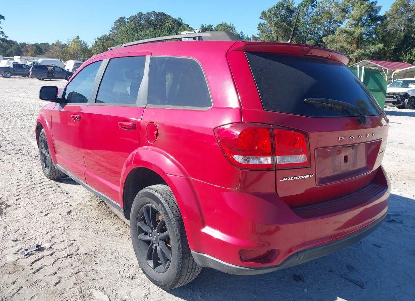 Photo 3 of 2019 Dodge Journey SE (VIN 3C4PDCBBXKT804976)