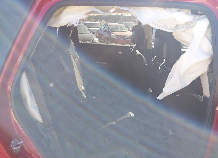 Photo 8 of 2019 Dodge Journey SE (VIN 3C4PDCBBXKT804976)