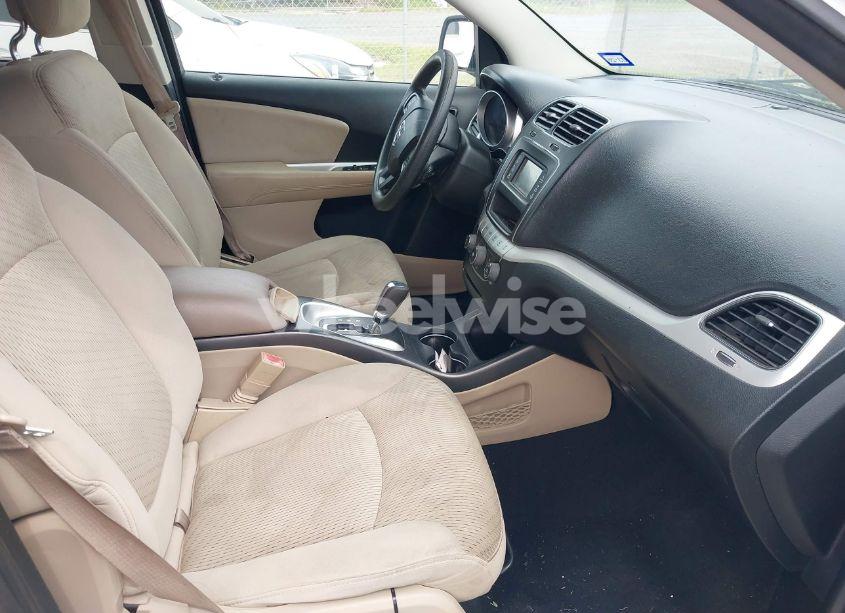 Photo 5 of 2012 Dodge Journey SXT (VIN 3C4PDCBG0CT204500)