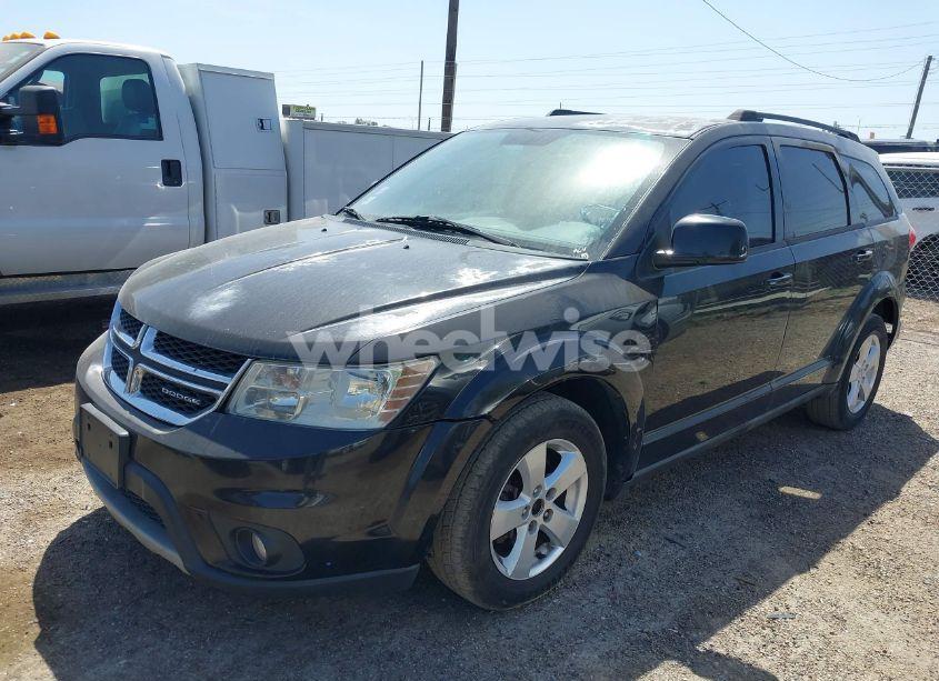 Photo 2 of 2012 Dodge Journey SXT (VIN 3C4PDCBG0CT214217)