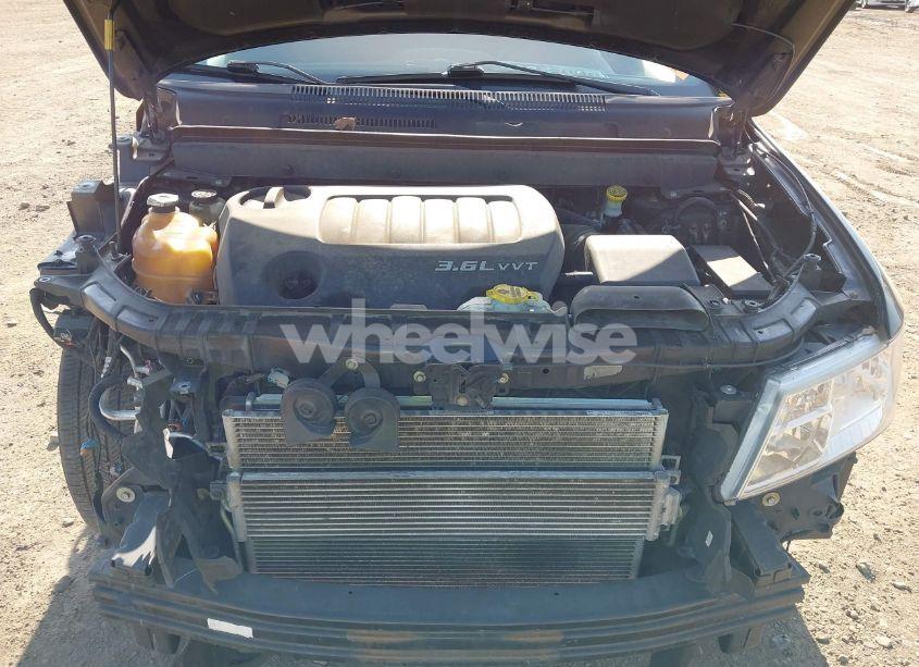 Photo 10 of 2012 Dodge Journey SXT (VIN 3C4PDCBG0CT290763)