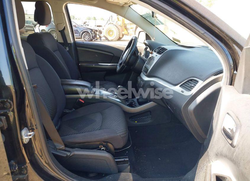 Photo 5 of 2012 Dodge Journey SXT (VIN 3C4PDCBG0CT290763)