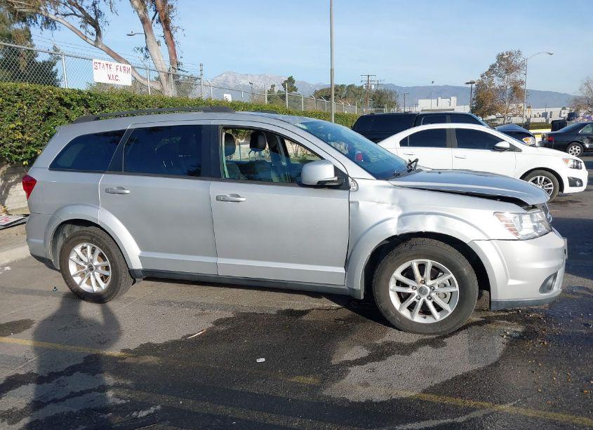 Photo 13 of 2014 Dodge Journey SXT (VIN 3C4PDCBG0ET139084)