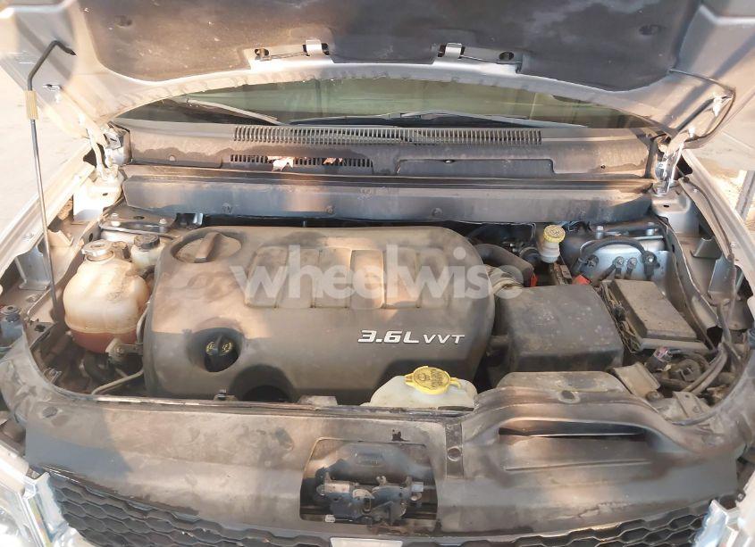 Photo 10 of 2014 Dodge Journey SXT (VIN 3C4PDCBG0ET270712)