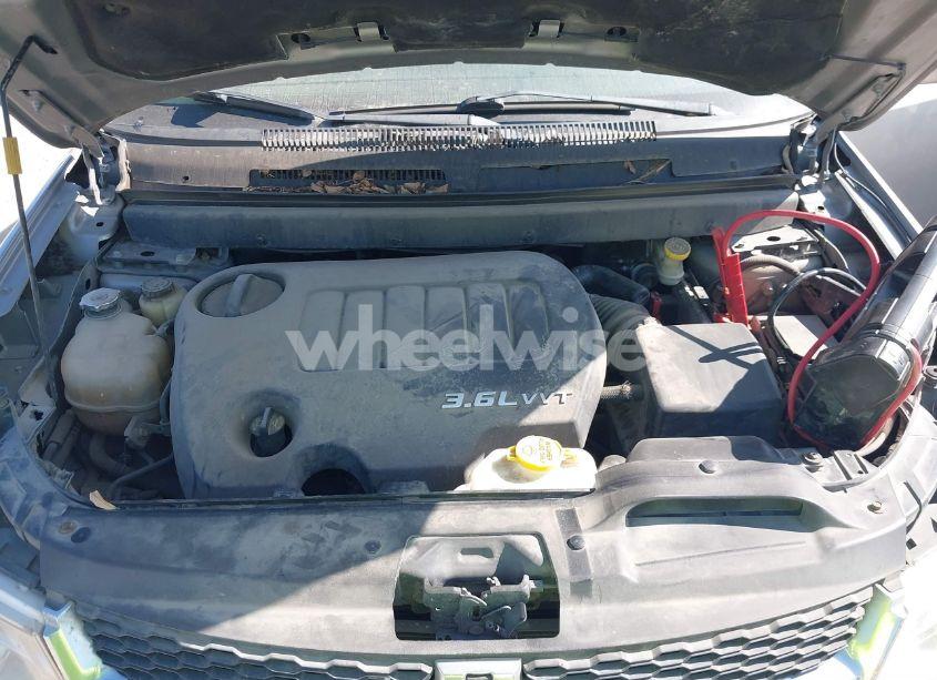 Photo 10 of 2015 Dodge Journey SXT (VIN 3C4PDCBG0FT627646)