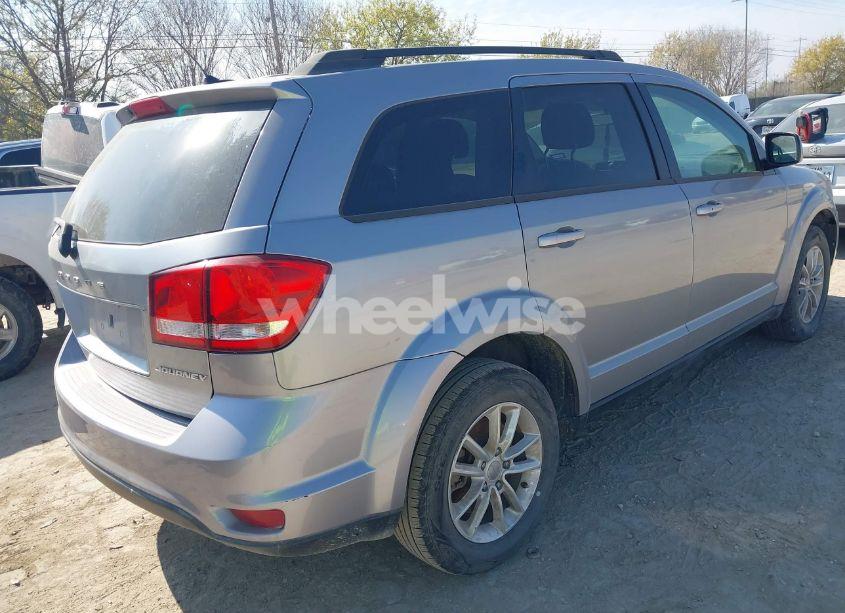 Photo 4 of 2015 Dodge Journey SXT (VIN 3C4PDCBG0FT627646)