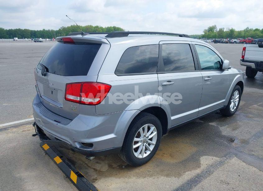 Photo 4 of 2015 Dodge Journey SXT (VIN 3C4PDCBG0FT628313)