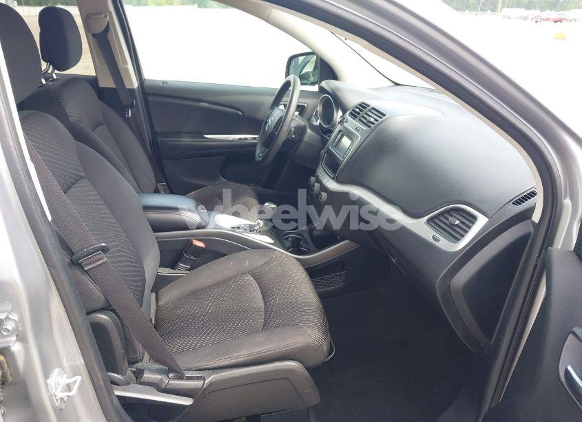 Photo 5 of 2015 Dodge Journey SXT (VIN 3C4PDCBG0FT628313)