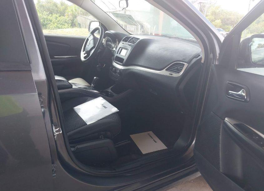 Photo 5 of 2015 Dodge Journey SXT (VIN 3C4PDCBG0FT668973)