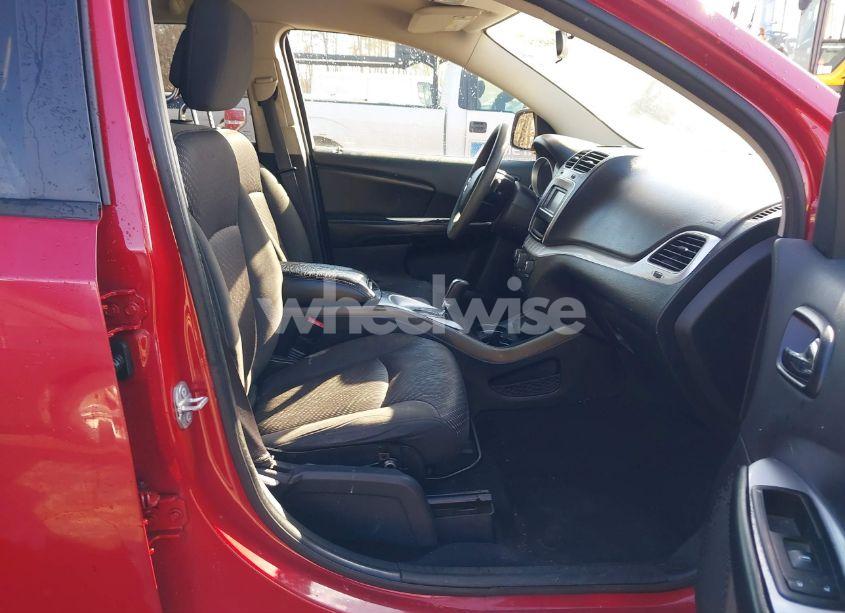 Photo 5 of 2016 Dodge Journey SXT (VIN 3C4PDCBG0GT232142)