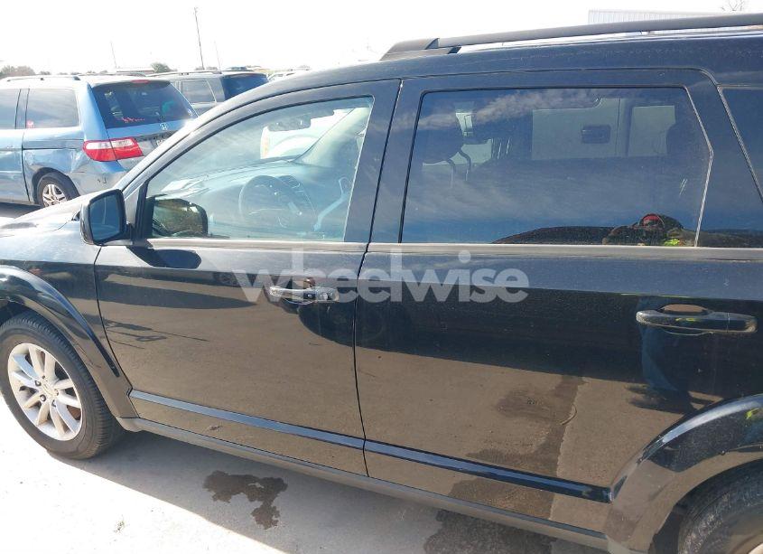 Photo 15 of 2017 Dodge Journey SXT (VIN 3C4PDCBG0HT523158)