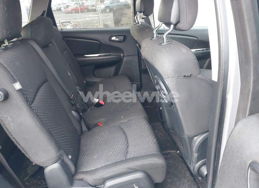 Photo 8 of 2017 Dodge Journey SXT (VIN 3C4PDCBG0HT526898)