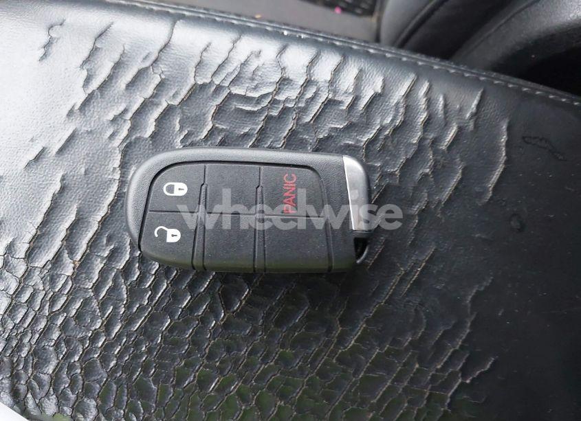 Photo 11 of 2017 Dodge Journey SXT (VIN 3C4PDCBG0HT534032)