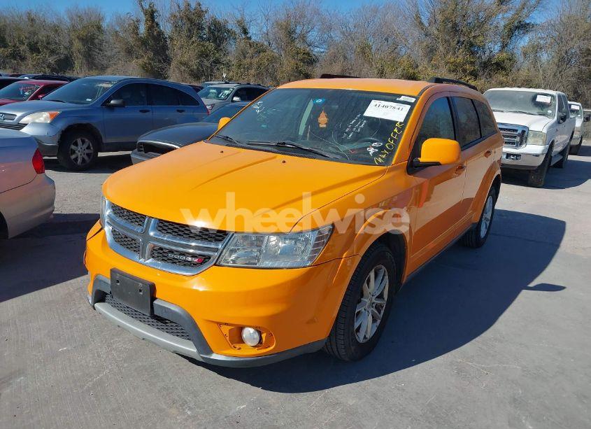 Photo 2 of 2013 Dodge Journey SXT (VIN 3C4PDCBG1DT570838)