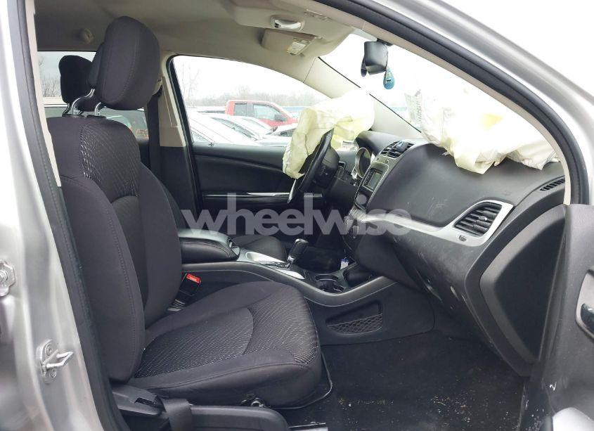 Photo 5 of 2013 Dodge Journey SXT (VIN 3C4PDCBG1DT618175)