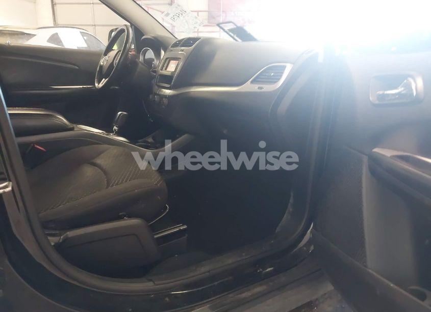 Photo 5 of 2013 Dodge Journey SXT (VIN 3C4PDCBG1DT722133)