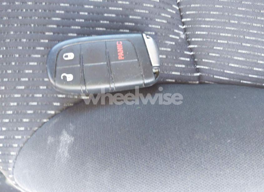 Photo 11 of 2016 Dodge Journey SXT (VIN 3C4PDCBG1GT135046)