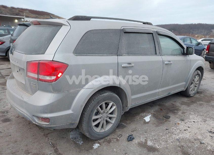 Photo 4 of 2017 Dodge Journey SXT (VIN 3C4PDCBG1HT528031)