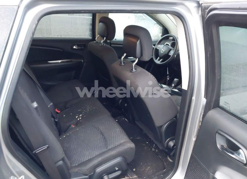 Photo 8 of 2017 Dodge Journey SXT (VIN 3C4PDCBG1HT528031)