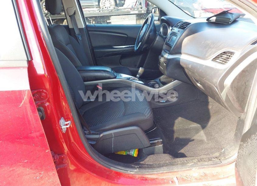 Photo 5 of 2017 Dodge Journey SXT (VIN 3C4PDCBG1HT677152)