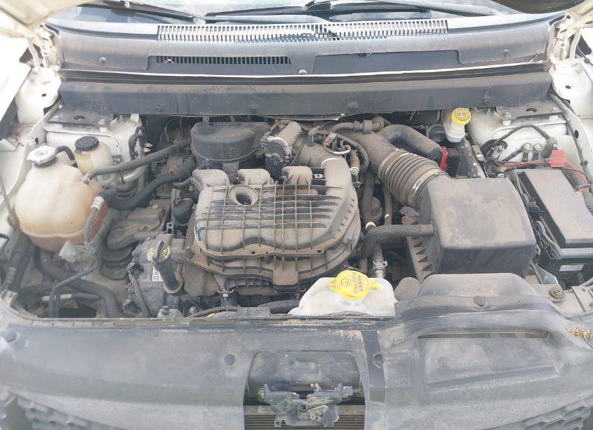 Photo 10 of 2018 Dodge Journey SXT (VIN 3C4PDCBG1JT257414)