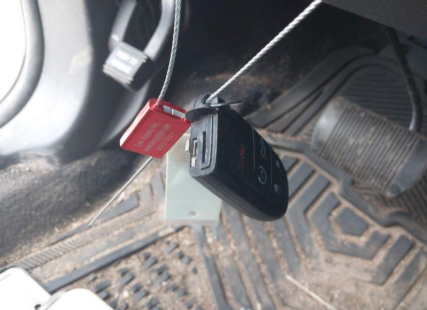 Photo 11 of 2018 Dodge Journey SXT (VIN 3C4PDCBG1JT257414)