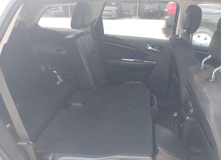 Photo 8 of 2018 Dodge Journey SXT (VIN 3C4PDCBG1JT257414)