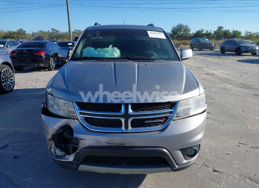 Photo 11 of 2019 Dodge Journey SE (VIN 3C4PDCBG1KT815926)
