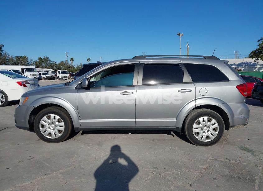 Photo 13 of 2019 Dodge Journey SE (VIN 3C4PDCBG1KT815926)