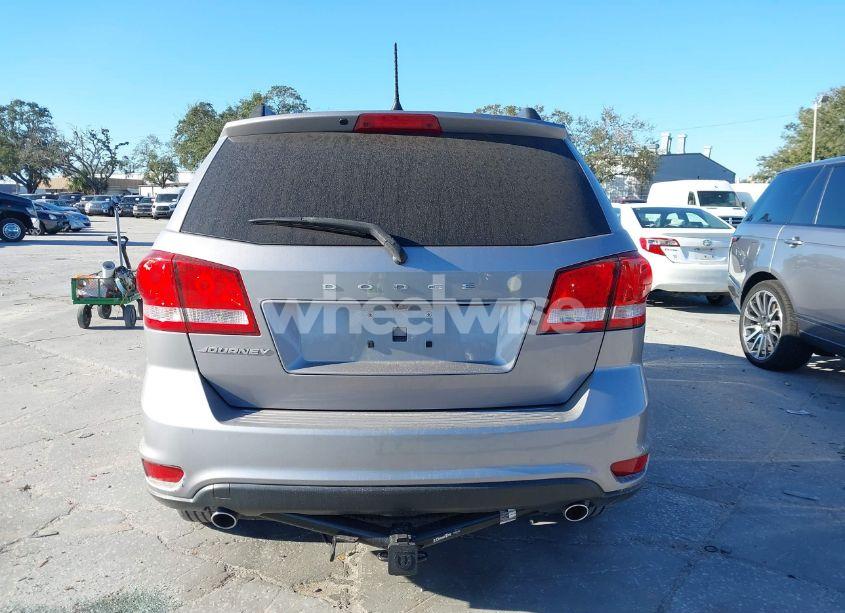 Photo 15 of 2019 Dodge Journey SE (VIN 3C4PDCBG1KT815926)
