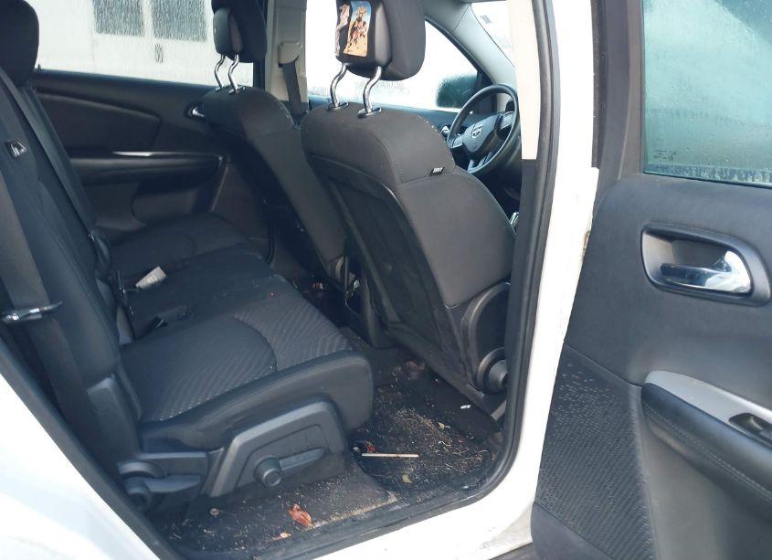 Photo 8 of 2012 Dodge Journey SXT (VIN 3C4PDCBG2CT132442)