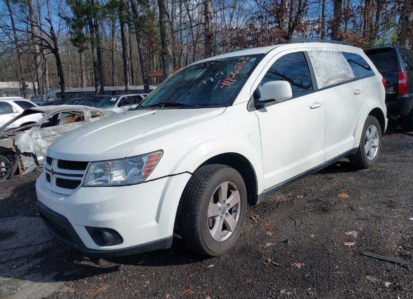 Photo 2 of 2012 Dodge Journey SXT (VIN 3C4PDCBG2CT141447)
