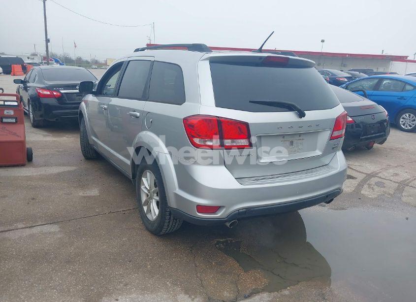 Photo 3 of 2013 Dodge Journey SXT (VIN 3C4PDCBG2DT674819)