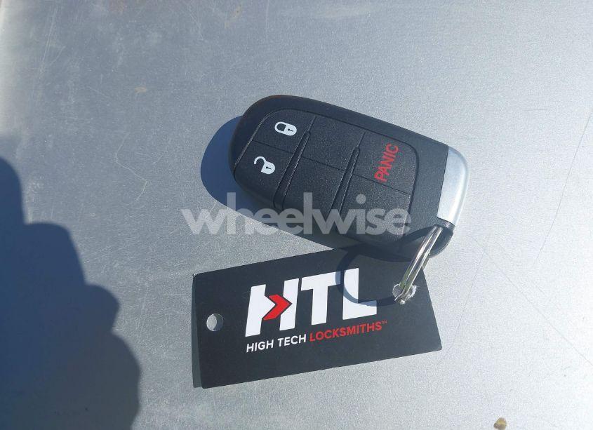 Photo 11 of 2014 Dodge Journey SXT (VIN 3C4PDCBG2ET142763)