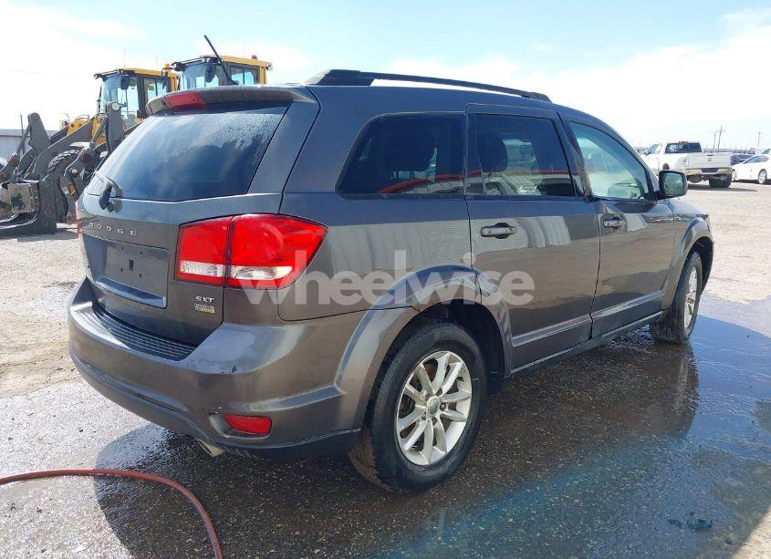 Photo 4 of 2014 Dodge Journey SXT (VIN 3C4PDCBG2ET142763)