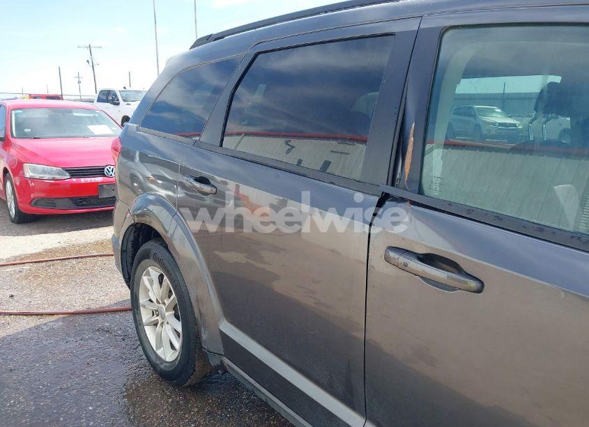 Photo 6 of 2014 Dodge Journey SXT (VIN 3C4PDCBG2ET142763)