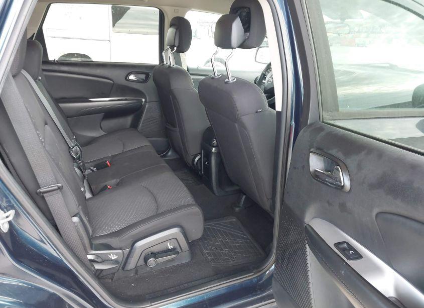 Photo 8 of 2014 Dodge Journey SXT (VIN 3C4PDCBG2ET177965)