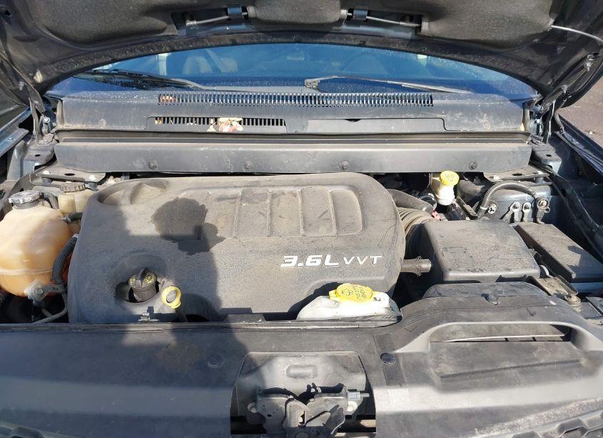 Photo 10 of 2014 Dodge Journey SXT (VIN 3C4PDCBG2ET220832)