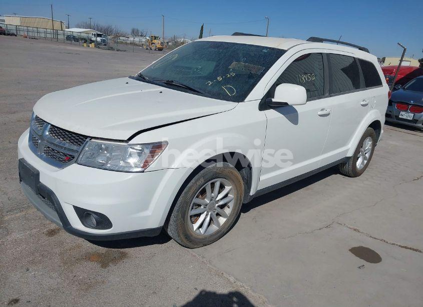 Photo 2 of 2015 Dodge Journey SXT (VIN 3C4PDCBG2FT524678)